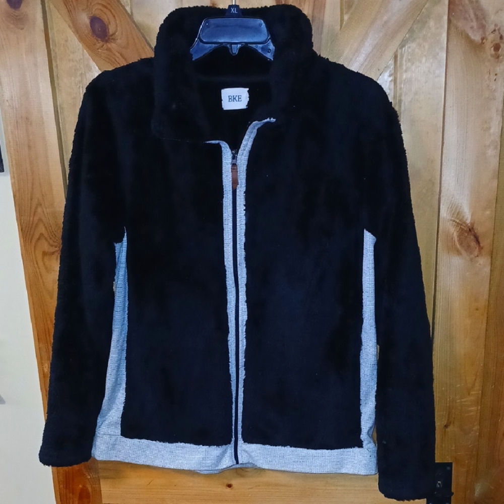 BKE Faux Fur Sherpa Full Zip Jacket..XL